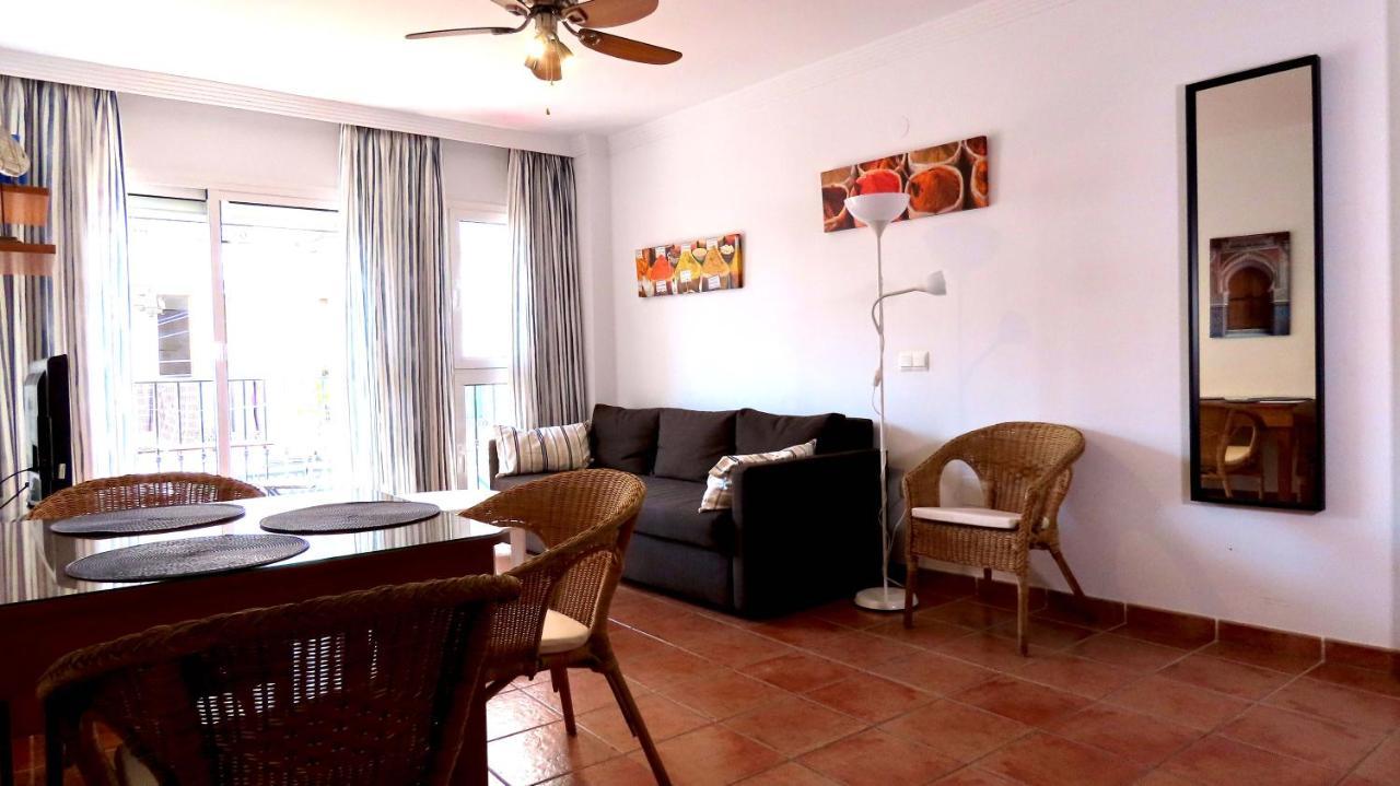 Apartamentos Nerjaluna 외부 사진