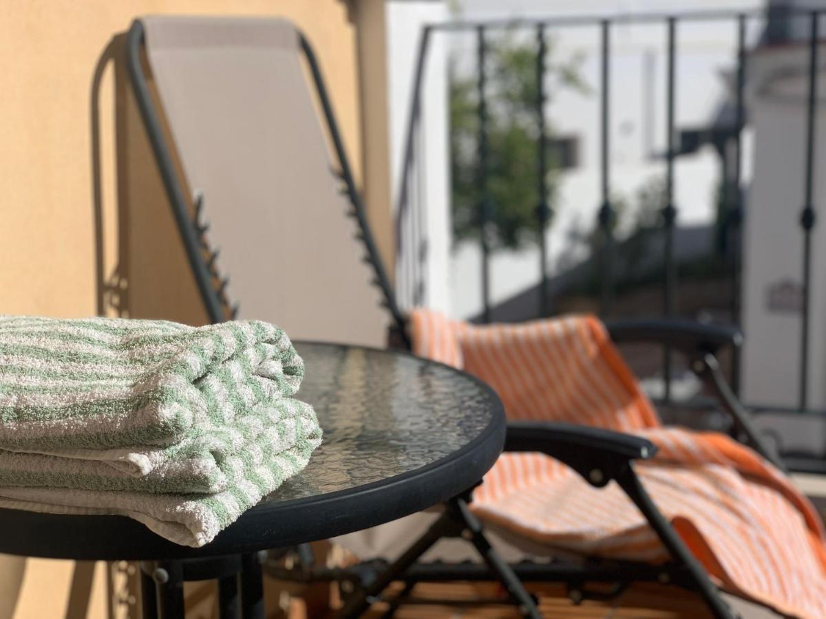 Apartamentos Nerjaluna 외부 사진
