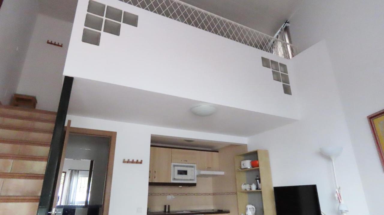 Apartamentos Nerjaluna 외부 사진