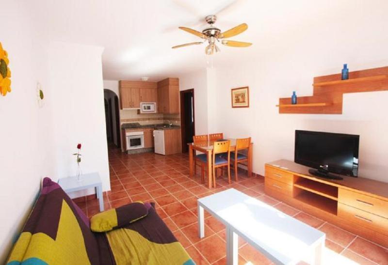 Apartamentos Nerjaluna 객실 사진